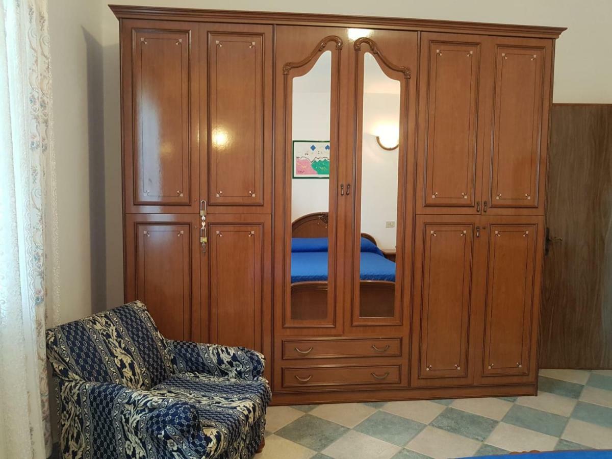 Villetta Su Barrali Orosei Eksteriør billede